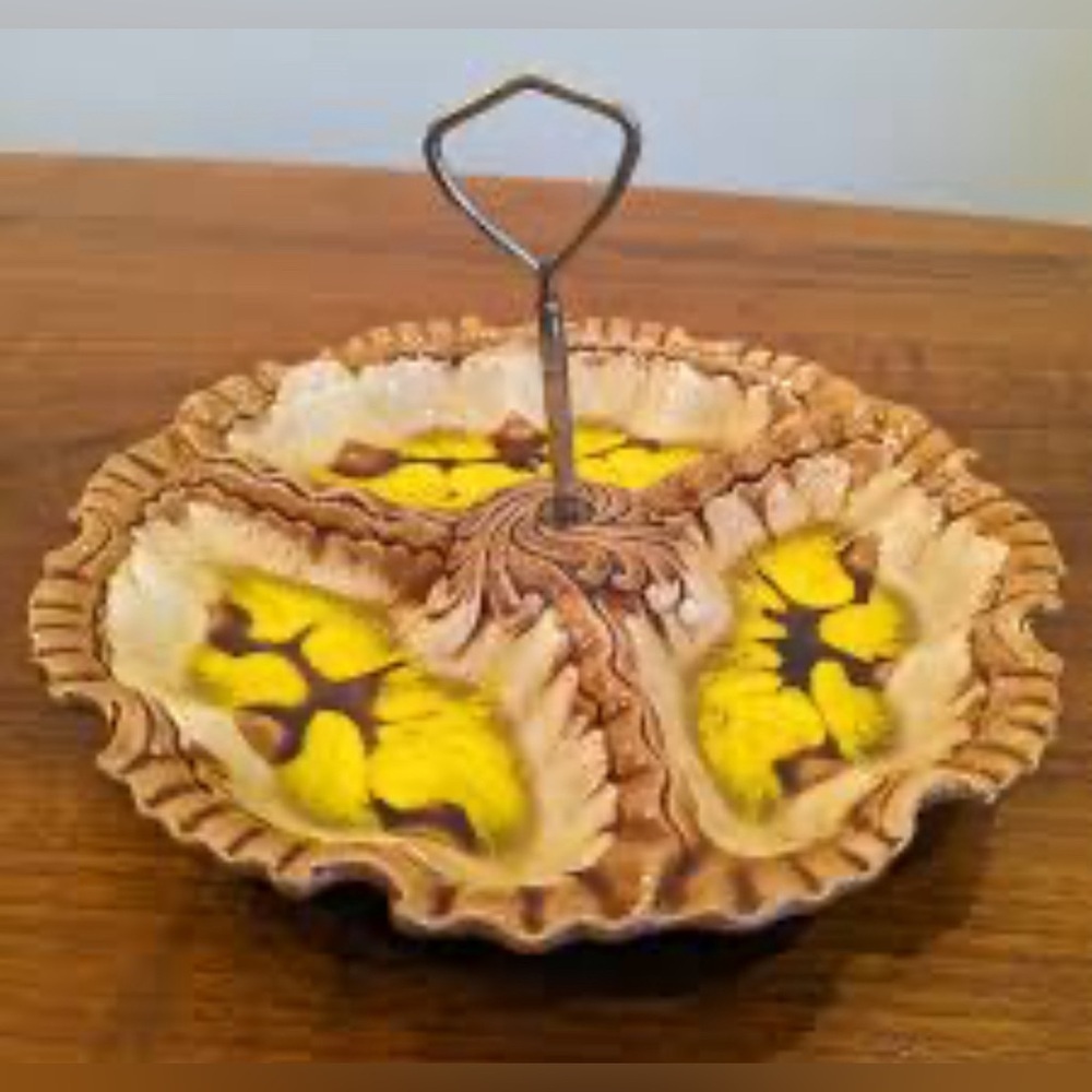Vintage | MCM Drip Style Serving Dish